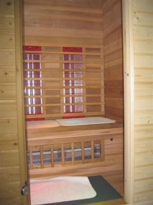 Infrarotkabine mit Einzelplatz-Intensitätssteuerung